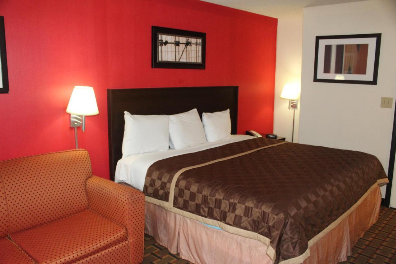 Americas Best Value Inn - Fredericksburg North Esterno foto